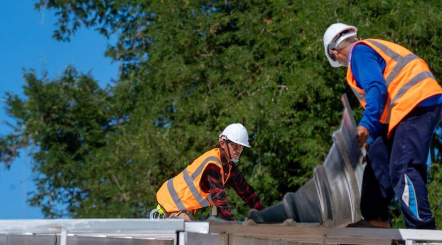 Professional gutter cleaning in Friday Harbor, WA